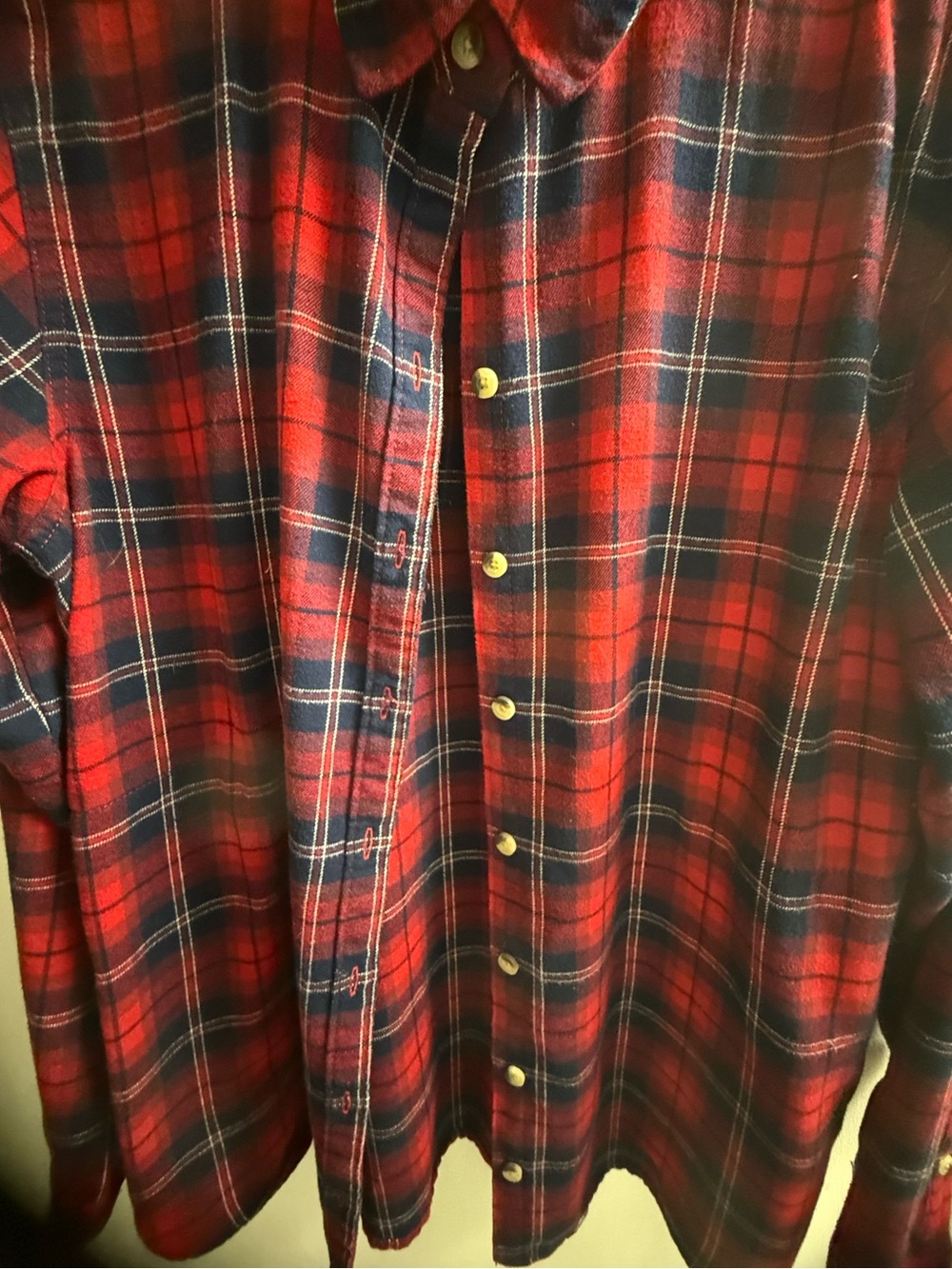 JACHS Girlfriend Red and Navy Plaid Button-Down Shirt - Picture 5 of 11